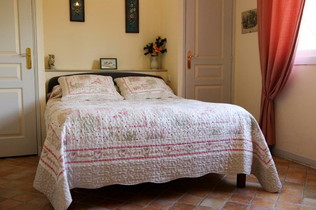 La Milane Bed & Breakfast Cabries Exterior photo